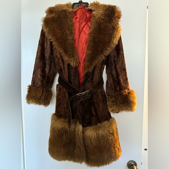 Stunning Astraka faux fur Vintage Coat 60s/70s era - Picture 1 of 5